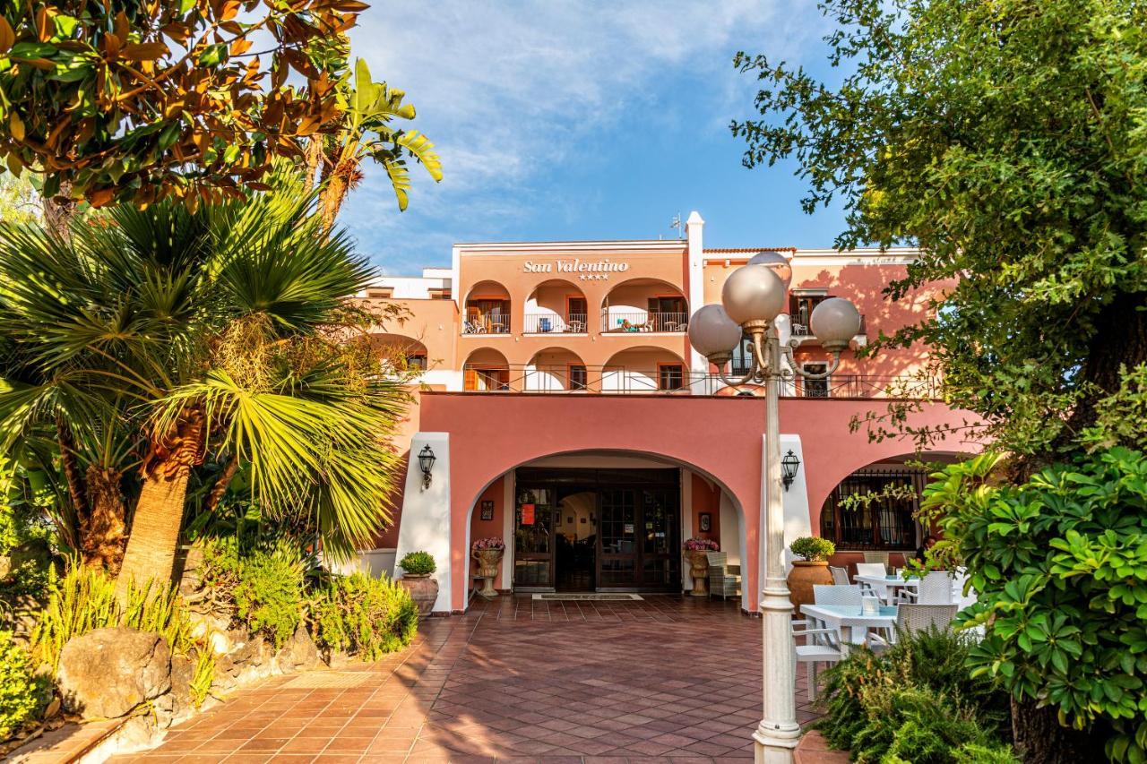 Hotel San Valentino Terme Иския Екстериор снимка