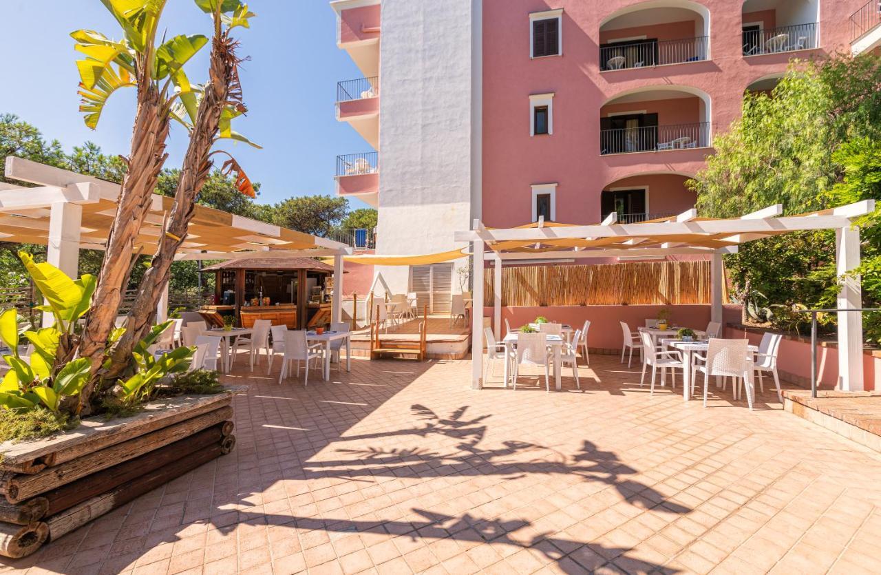 Hotel San Valentino Terme Иския Екстериор снимка