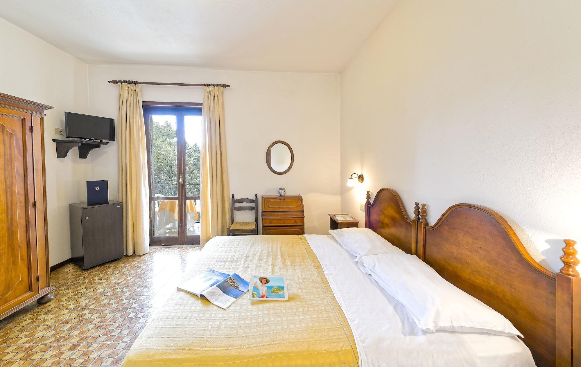 Hotel San Valentino Terme Иския Екстериор снимка