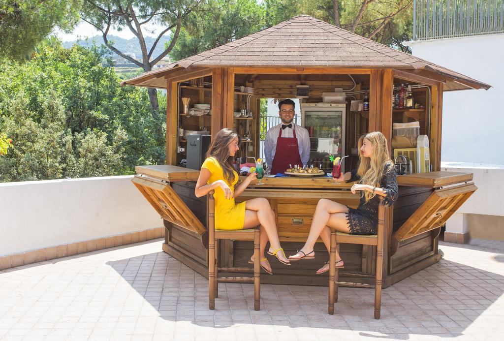 Hotel San Valentino Terme Иския Екстериор снимка